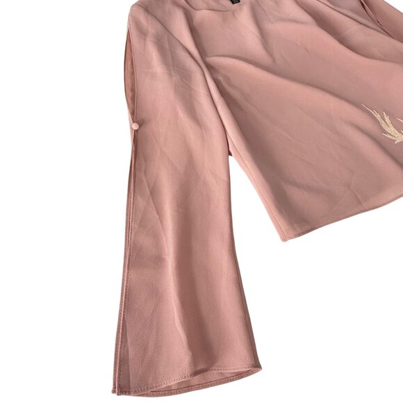 Frank Lyman Design Blush Pink Asymmetric Hem Top With Applique Size 10 US - Picture 5 of 8